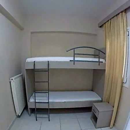 Eleni Kandilari Hotel